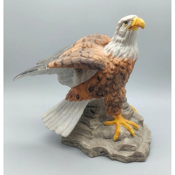 Ardco Dallas Fine Quality Eagle Figurine Ceramic 6" US Symbol - Picture 2 of 8